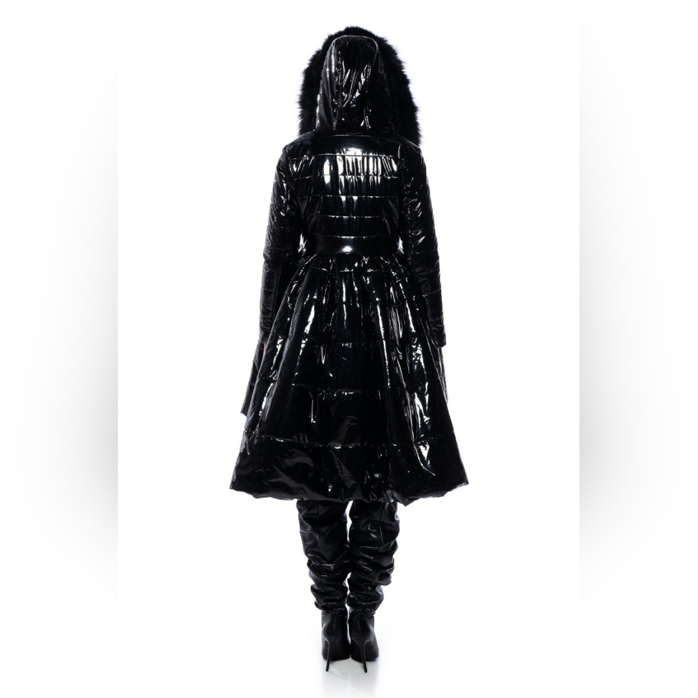 AKIRA Glossy Black Peplum Puffer Coat with Faux Fur - Picture 8 of 8